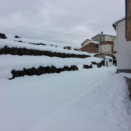 הוילה Villanueva de Viver Alcoba Con Patio Del Siglo XIX מראה חיצוני תמונה