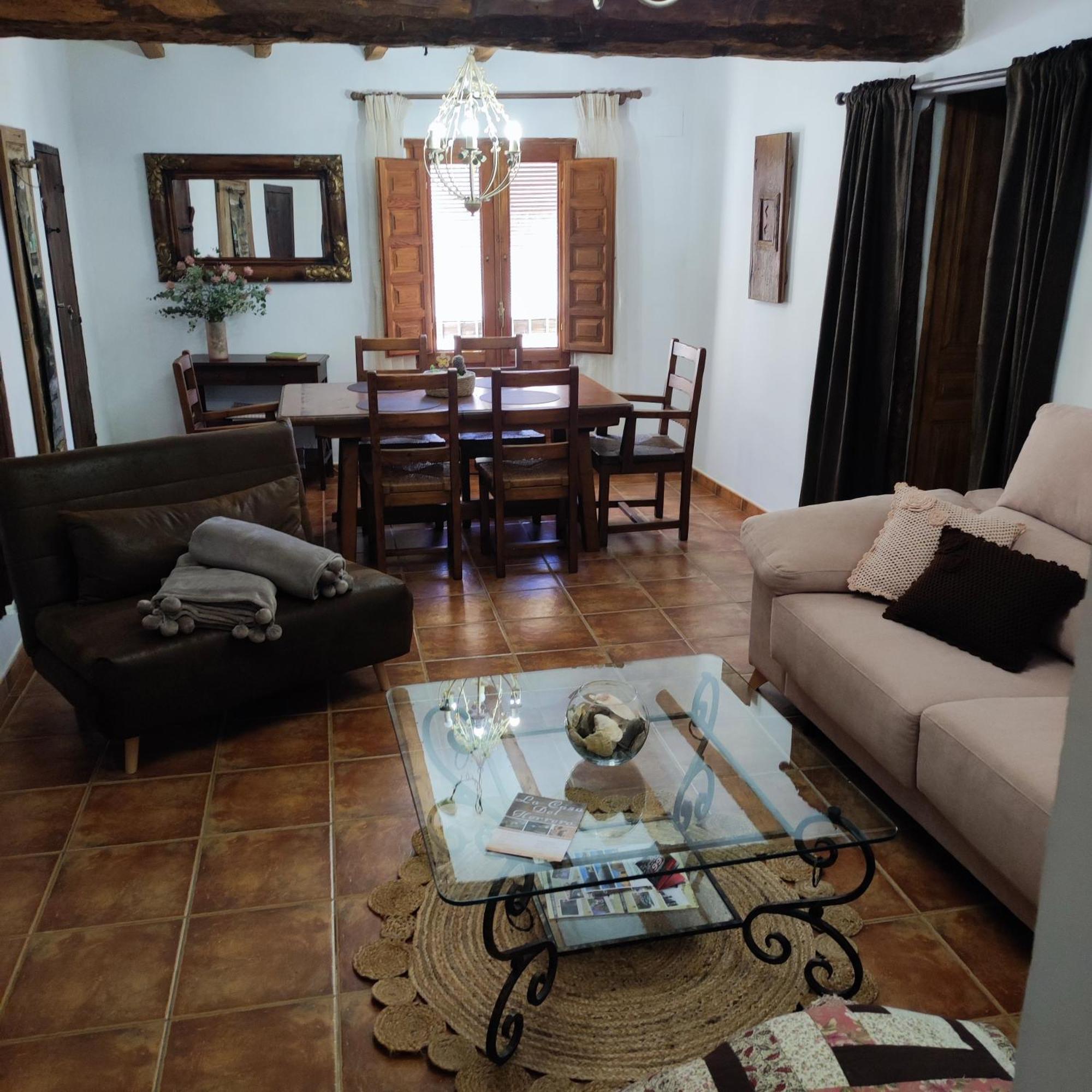 הוילה Villanueva de Viver Alcoba Con Patio Del Siglo XIX מראה חיצוני תמונה